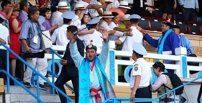 外蒙是怎么称呼中国的 答案令人吃惊 外蒙是怎么称呼中国的 答案令人吃惊