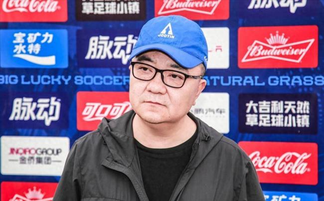 无证带队,恶意夺冠,你让老爷们情何以堪 无证带队,恶意夺冠,你让老爷们情何以堪