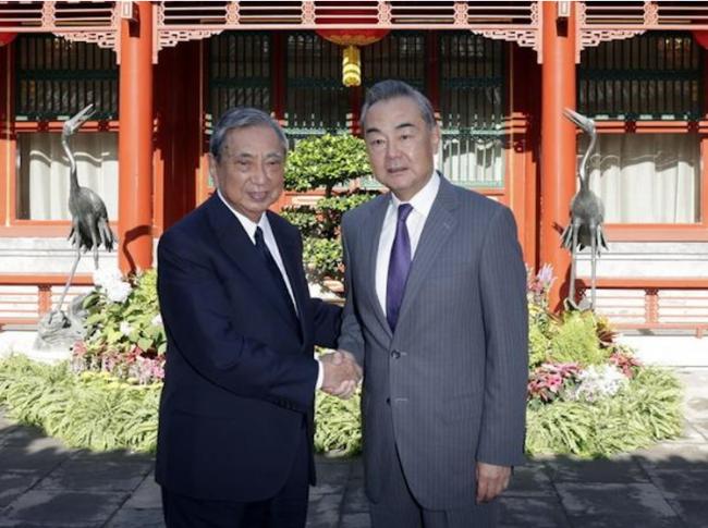 中日关系寒冬之际，北京哀悼中国人民的老朋友