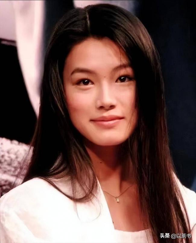 丈夫去世年仅32岁,中国超模女神复出惊呆网民 丈夫去世年仅32岁,中国超模女神复出惊呆网民