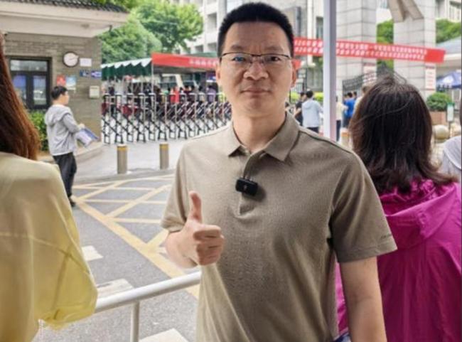 不少学生考上名校  200万粉丝数学老师第4次高考