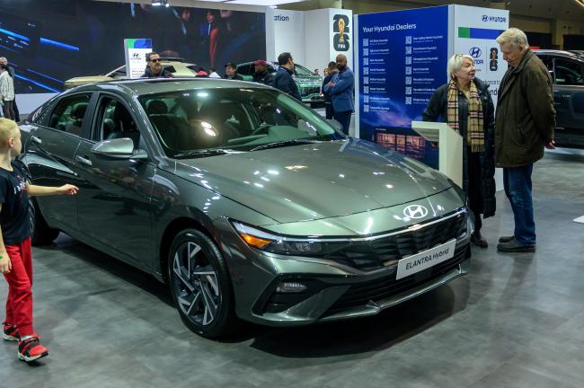 ����˵�10��춯SUV�ͽγ� ���ǻ����