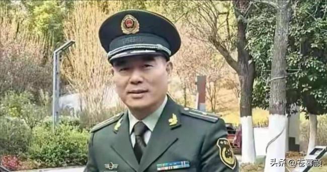 娶小27岁央视主持为妻,58岁才当爸低调幸福 娶小27岁央视主持为妻,58岁才当爸低调幸福