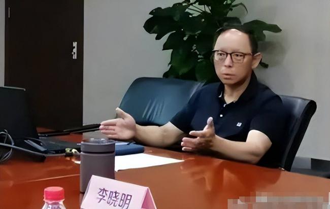 一家人全是美籍,却在国内捞金,年赚4亿 一家人全是美籍,却在国内捞金,年赚4亿