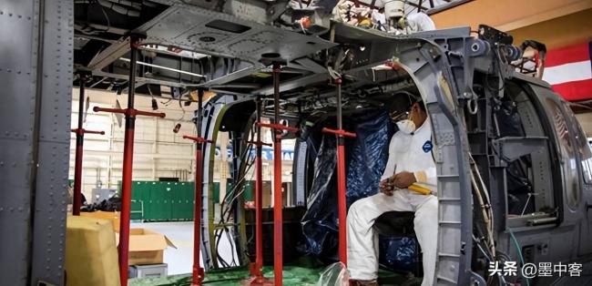 为啥街边修理厂不敢修新能源车?真相太扎心 为啥街边修理厂不敢修新能源车?真相太扎心