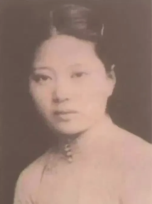 胡锦涛的母亲，原来是“女神”一般的存在