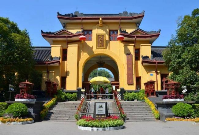 �й����һ����ѧ������0�˱�����¼