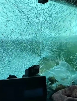 �й���������·֮������ը �ֳ�Ģ���Ƴ���