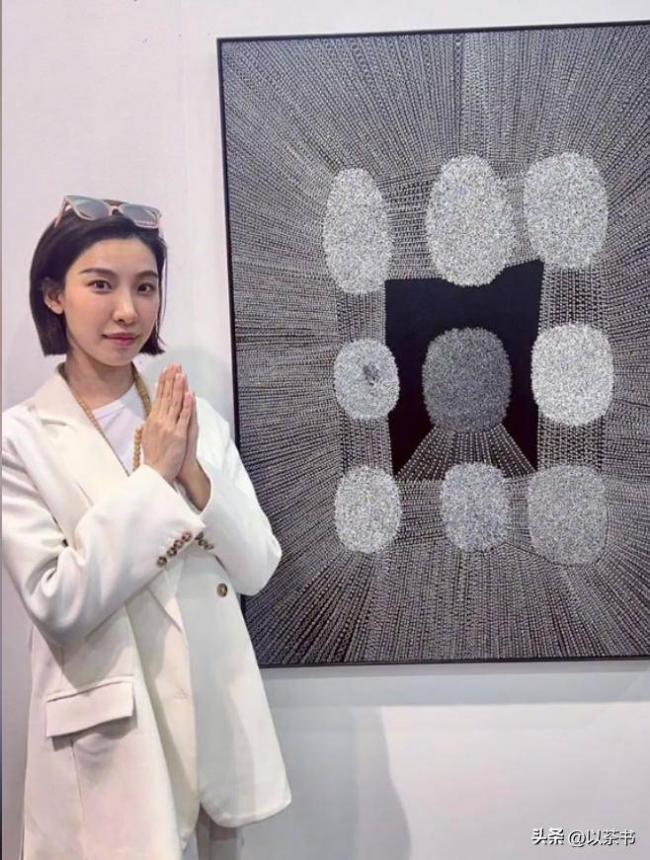 他们早已离婚:一个独自养娃,一个向名媛求婚 他们早已离婚:一个独自养娃,一个向名媛求婚