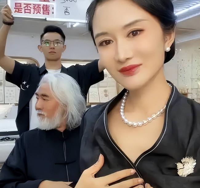 这一次,75岁的张纪中彻底沦为了笑话 这一次,75岁的张纪中彻底沦为了笑话