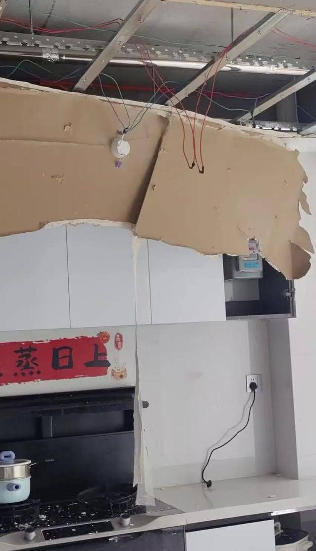�����б���12¥�������ߣ�����¥�����Ϳ�