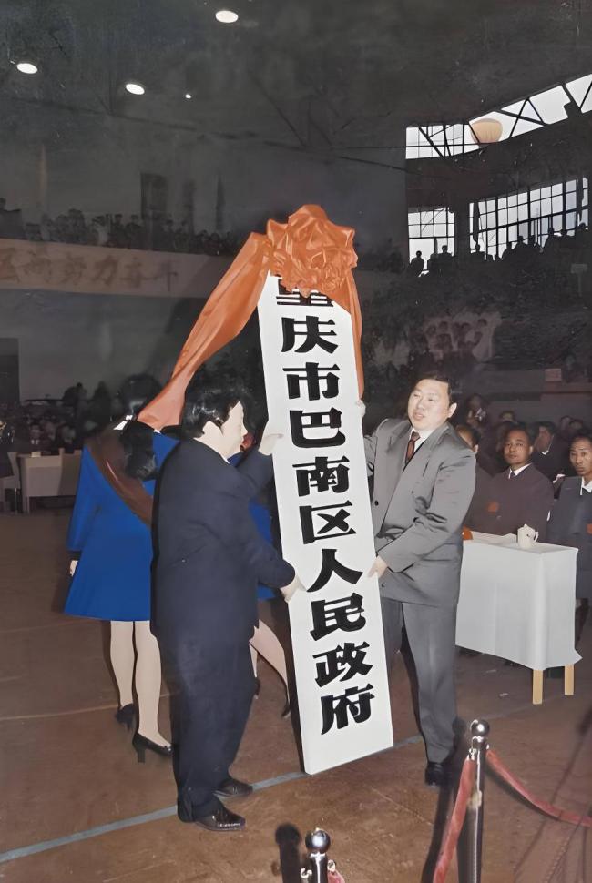 曾包养16名男宠的她已减刑出狱 女儿是演员