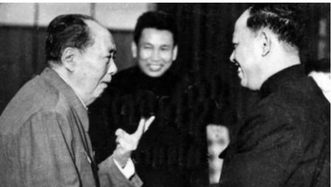 “内部毛选”披露:“人民大救星”的骇人狂言 “内部毛选”披露:“人民大救星”的骇人狂言