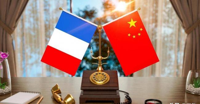 她带着电子脚镣宣布复出 对中国未必是好消息 她带着电子脚镣宣布复出 对中国未必是好消息