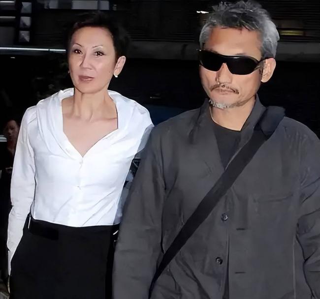 苦了原配:港圈三大佬喊丁克,晚年全都偷当爹 苦了原配:港圈三大佬喊丁克,晚年全都偷当爹