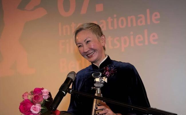 苦了原配:港圈三大佬喊丁克,晚年全都偷当爹 苦了原配:港圈三大佬喊丁克,晚年全都偷当爹