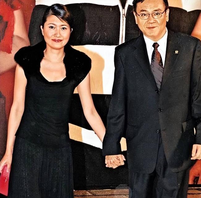 苦了原配:港圈三大佬喊丁克,晚年全都偷当爹 苦了原配:港圈三大佬喊丁克,晚年全都偷当爹