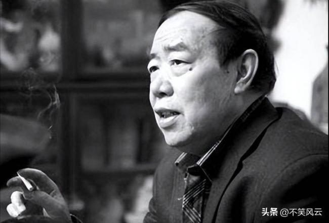 贾浅浅再迎两大噩耗,父亲贾平凹的老底也被扒 贾浅浅再迎两大噩耗,父亲贾平凹的老底也被扒