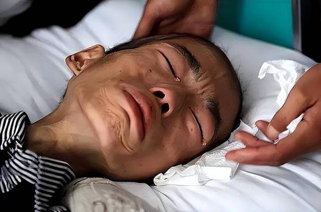 后背发凉，艾滋病全球防线突然溃败