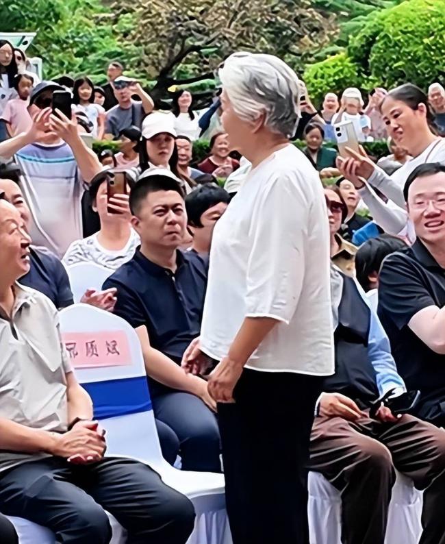 钱再多有什么用?78岁邢质斌晚节不保 钱再多有什么用?78岁邢质斌晚节不保