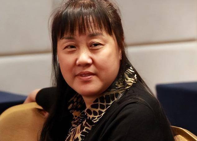 昔日女排顶流张蓉芳,如今现状让人太意外 昔日女排顶流张蓉芳,如今现状让人太意外