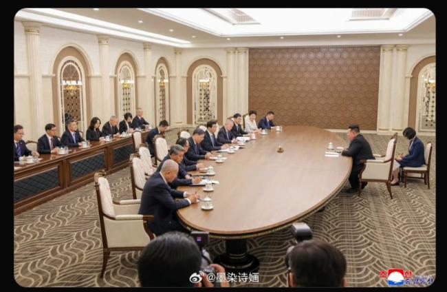 金正恩怒甩习近平 王沪宁跪访平壤自取其辱 金正恩怒甩习近平 王沪宁跪访平壤自取其辱