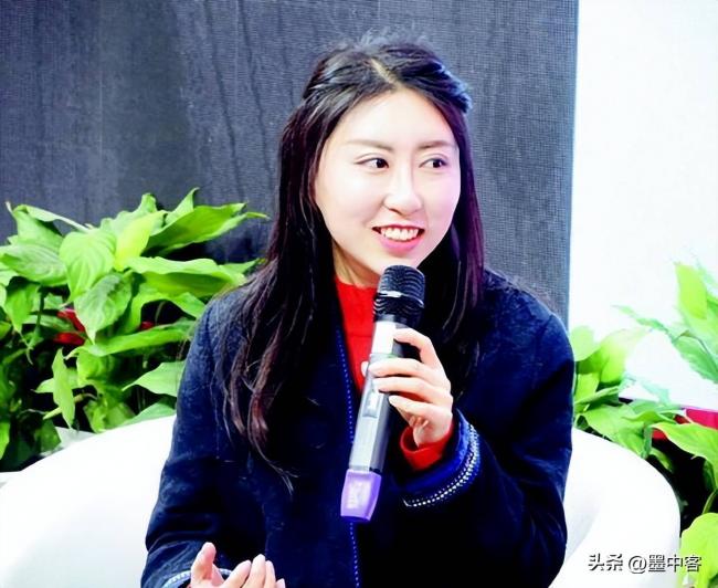 贾浅浅,好一招金蝉脱壳 贾浅浅,好一招金蝉脱壳