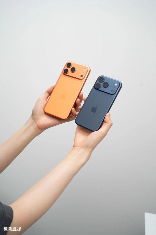 第一台7英寸巨屏iPhone,来了 第一台7英寸巨屏iPhone,来了