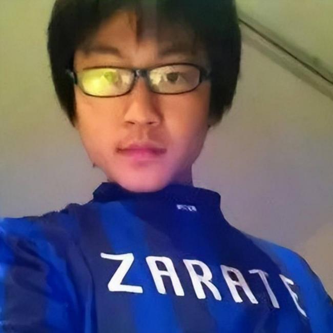 白岩松藏了28年的儿子,竟成央视最不敢惹的人 白岩松藏了28年的儿子,竟成央视最不敢惹的人
