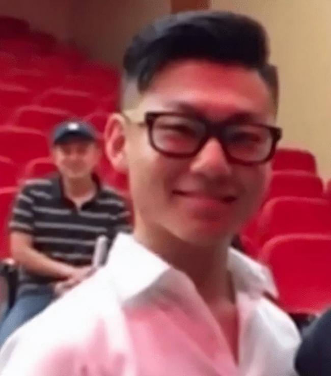 白岩松藏了28年的儿子,竟成央视最不敢惹的人 白岩松藏了28年的儿子,竟成央视最不敢惹的人