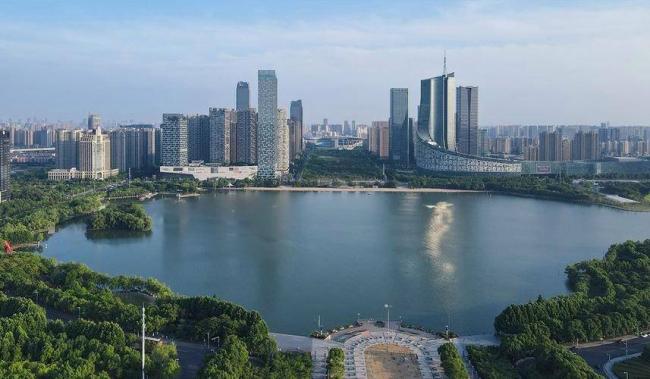 人口迁徙变局:大批人离开深圳 涌入这三座城市 人口迁徙变局:大批人离开深圳 涌入这三座城市