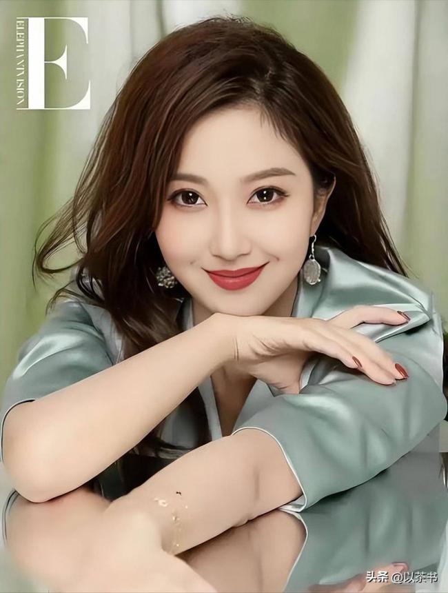 她比董卿知性、比周涛漂亮、39岁未婚育 她比董卿知性、比周涛漂亮、39岁未婚育