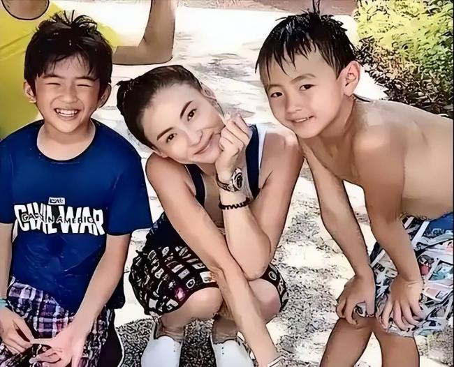 这才是真实的张柏芝,谢婷婷终于曝出猛料啦 这才是真实的张柏芝,谢婷婷终于曝出猛料啦