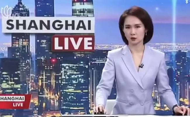 《奥德赛》剧组访华 上海女主持弯腰、屈膝.... 《奥德赛》剧组访华 上海女主持弯腰、屈膝....
