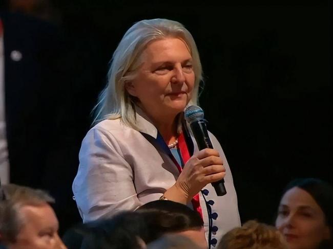 ��λ�������������վ������Ů�ⳤ�������ŷ��