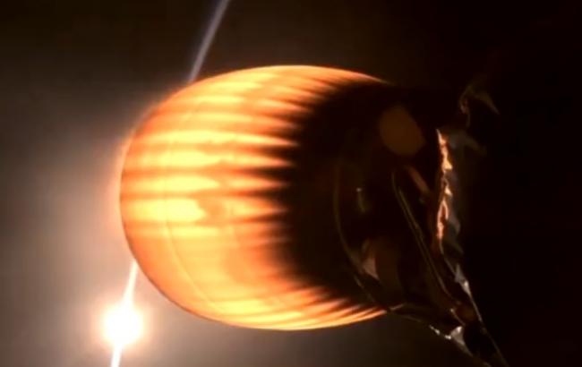 SpaceX火箭高速撞月 NASA公布震撼画面 SpaceX火箭高速撞月 NASA公布震撼画面