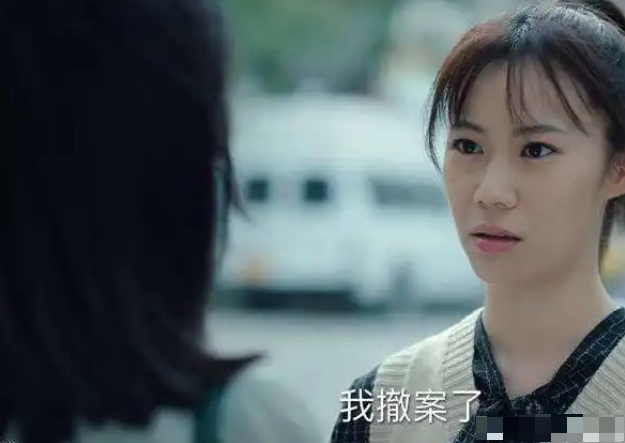 黄多多美过父母上热搜,有些星二代却没长过父母 黄多多美过父母上热搜,有些星二代却没长过父母