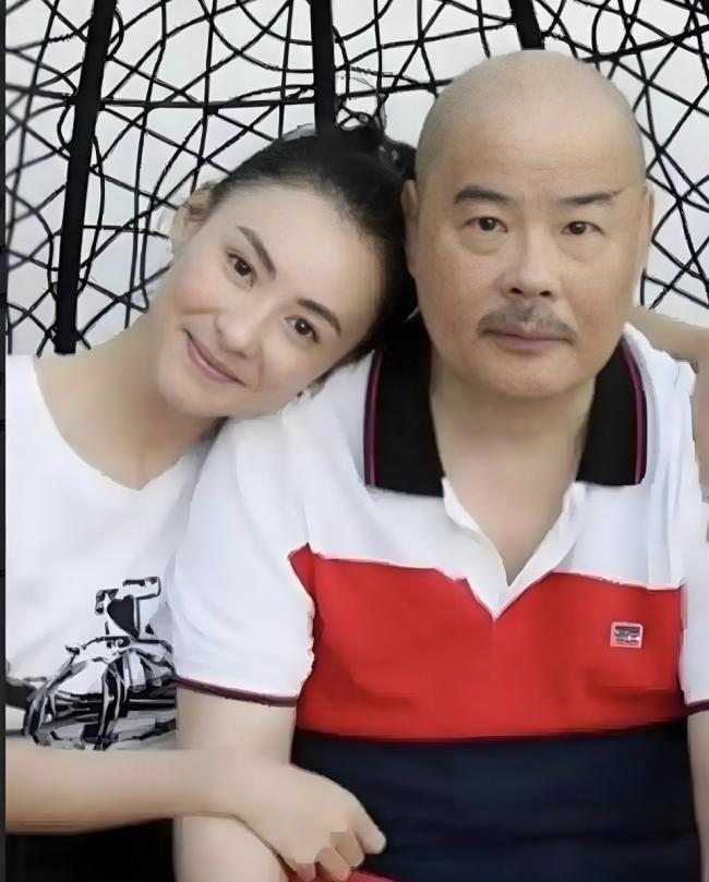 黄多多美过父母上热搜,有些星二代却没长过父母 黄多多美过父母上热搜,有些星二代却没长过父母