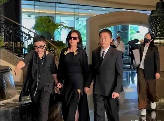 这一次,刘嘉玲也救不了原形毕露的梁朝伟 这一次,刘嘉玲也救不了原形毕露的梁朝伟