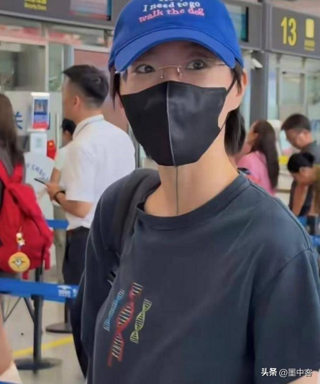 抛下谢霆锋,王菲生日去云南,和两个女儿一起 抛下谢霆锋,王菲生日去云南,和两个女儿一起