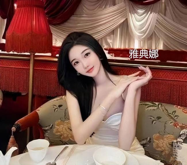 百万网红“雅典娜”证实被害 恶毒闺蜜李一菲真容曝出 alauae__002.jpg
