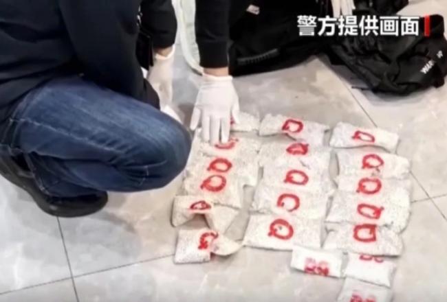 深圳特大白银走私案  以“蚂蚁搬家”方式偷运