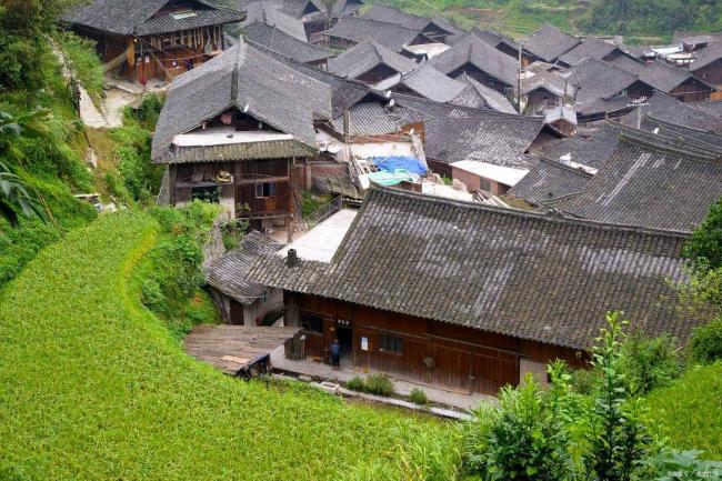 全球“最湿的地方”，当地人是如何生存的