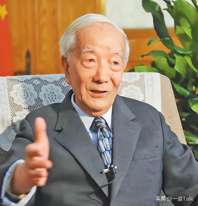 朱镕基刚走,又一功勋离世,享寿105岁 朱镕基刚走,又一功勋离世,享寿105岁