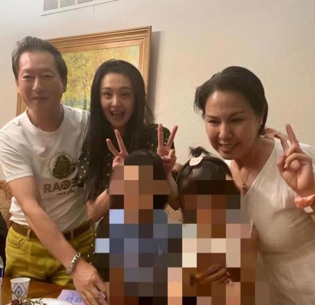 郑爽美国近况:经济状况被扒 这辈子再难翻身 郑爽美国近况:经济状况被扒 这辈子再难翻身
