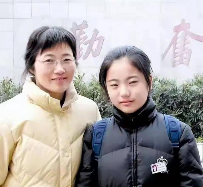 �������Ů�������۵İְֵ���ʲô��ͷ