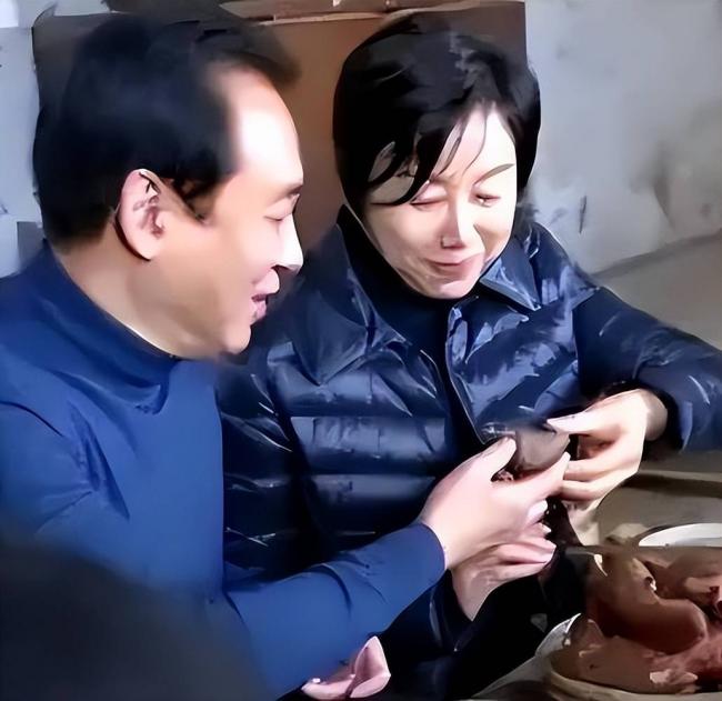 ����֮�� ����ӡ��ǣ��4Ů��