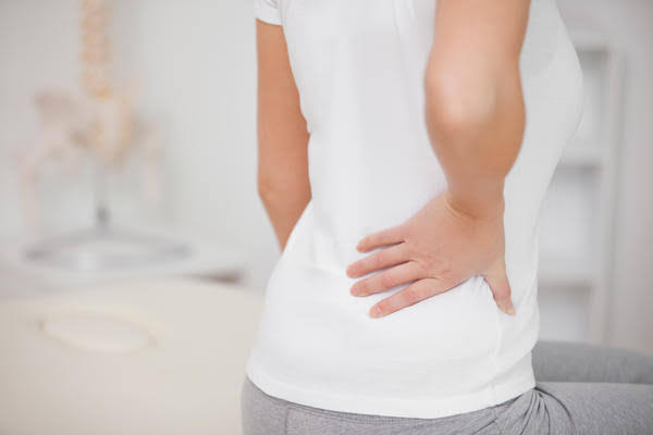 生完孩子腰快断了?产后腰疼这样做 生完孩子腰快断了?产后腰疼这样做