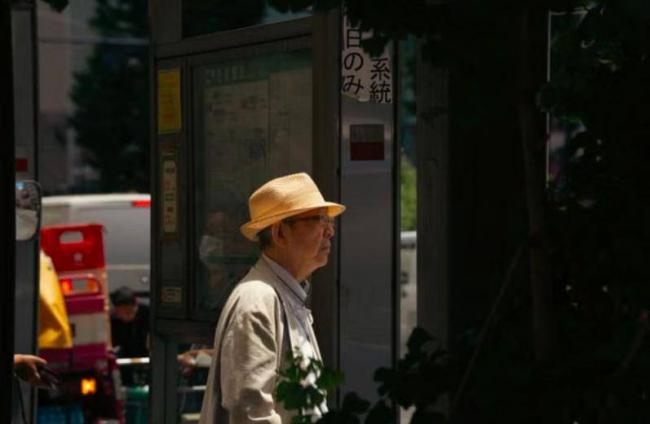 中国人最后十年,是在病床上熬过来的 中国人最后十年,是在病床上熬过来的