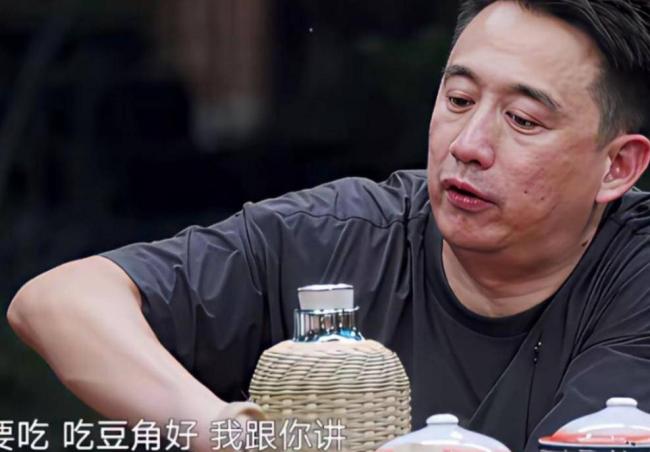 钱多又如何,56岁带呼吸机睡眠的黄磊又传 钱多又如何,56岁带呼吸机睡眠的黄磊又传